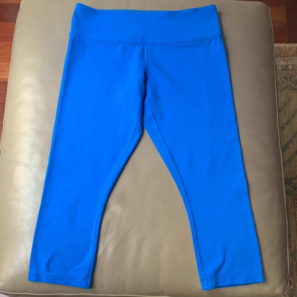 Lulu lemon yoga cropped pant